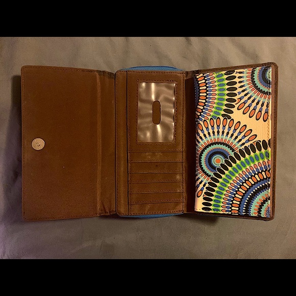 Mandala Geometric Trifold Leatherette Wallet - Picture 7 of 11
